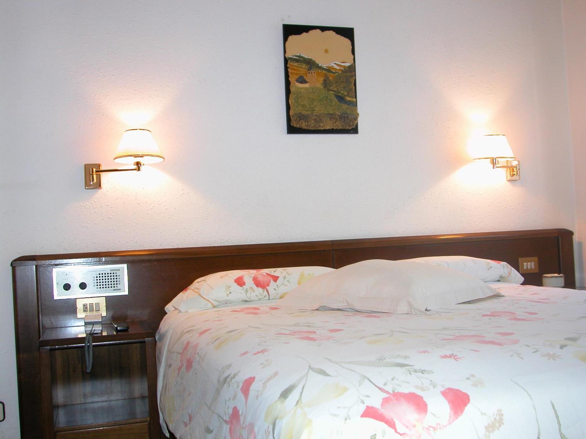 Hosteria Catalana Bossòst Esterno foto