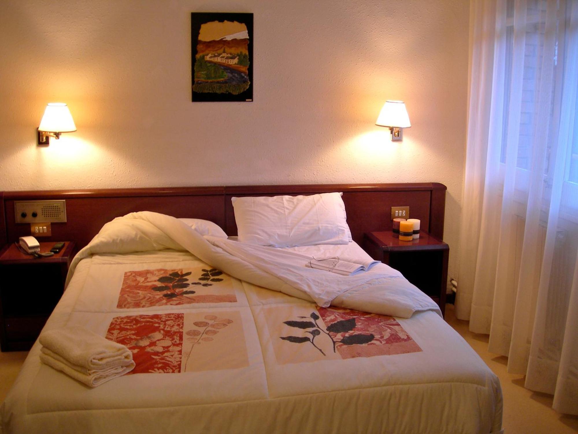 Hosteria Catalana Bossòst Esterno foto